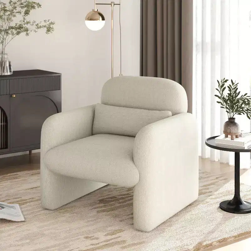 Poltrona a botte moderna Diane GDFStudio rivestita in ciniglia con cuscino